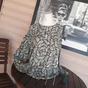 NWT Old Navy Green Leaf Print Long Sleeve Top XL
